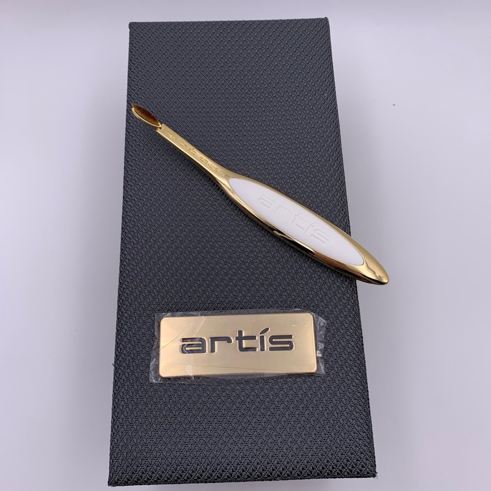 Gold Plated Artis Linear 1 Brush